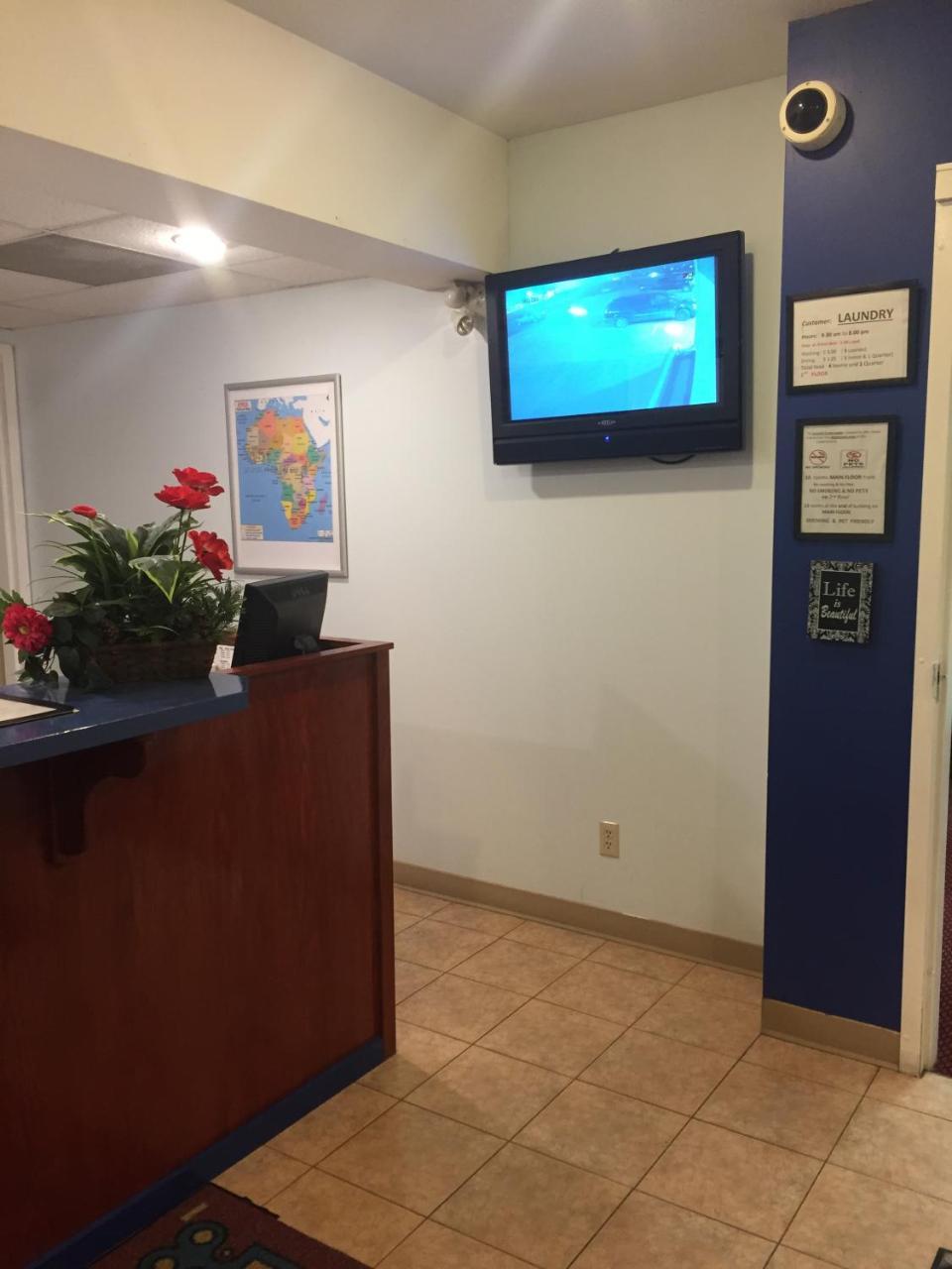 Econo Lodge Inn & Suites Innisfail エクステリア 写真